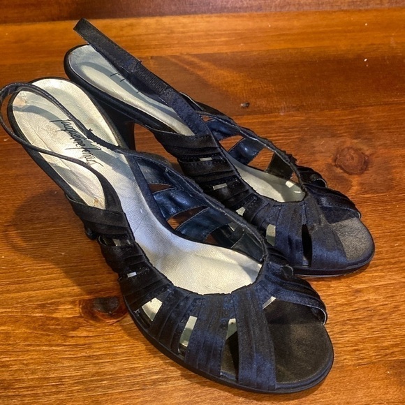 Jacqueline Ferrar💗Gayle Black Satin 4"Hi Heel Sling Back Open Toe Shoes💗Sz 8M - Picture 2 of 11